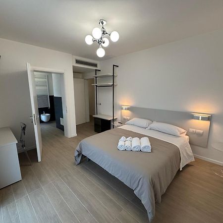 Hotel Villa Mary Santa Maria Di Sala Eksteriør bilde