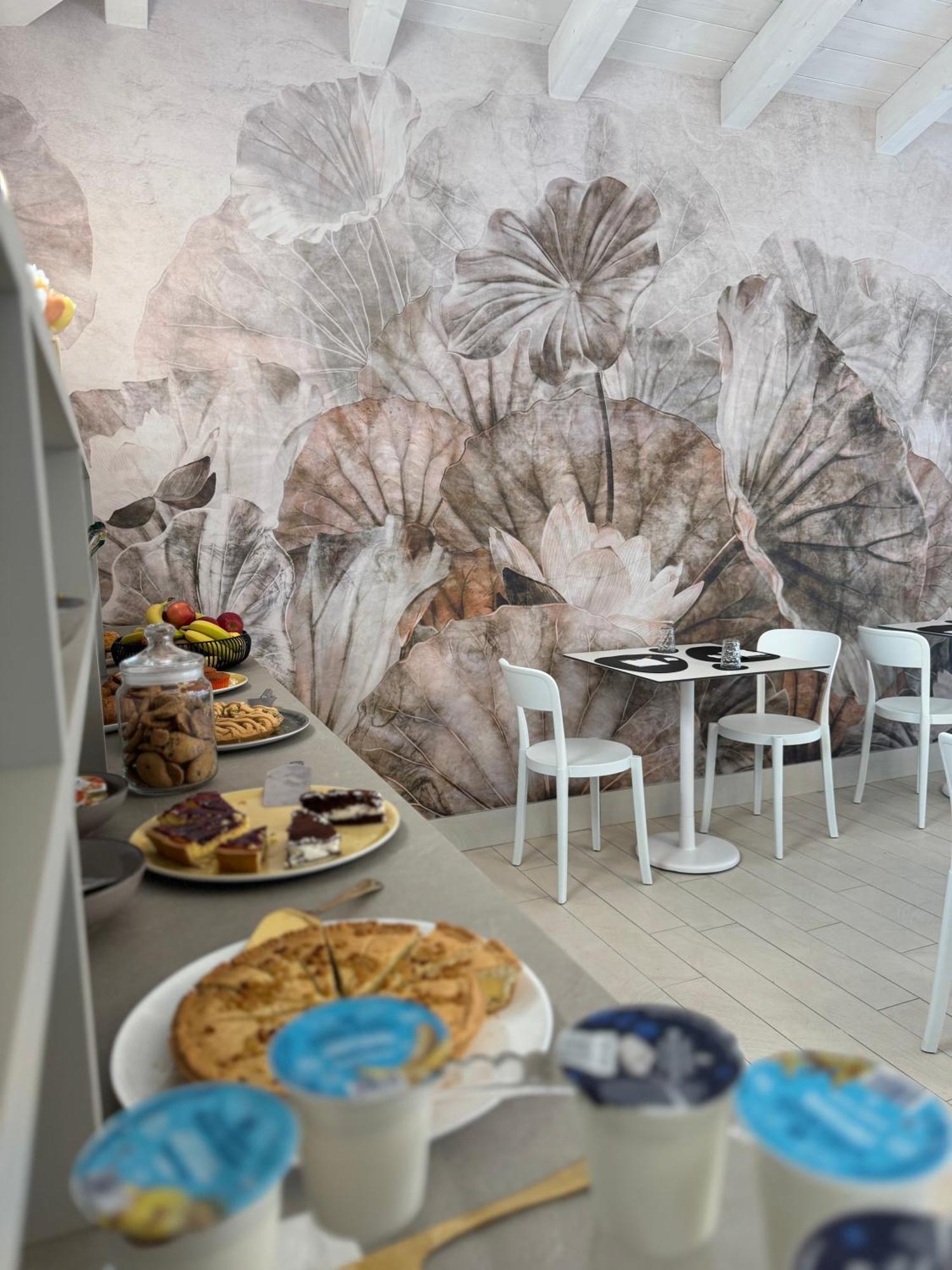 Hotel Villa Mary Santa Maria Di Sala Eksteriør bilde